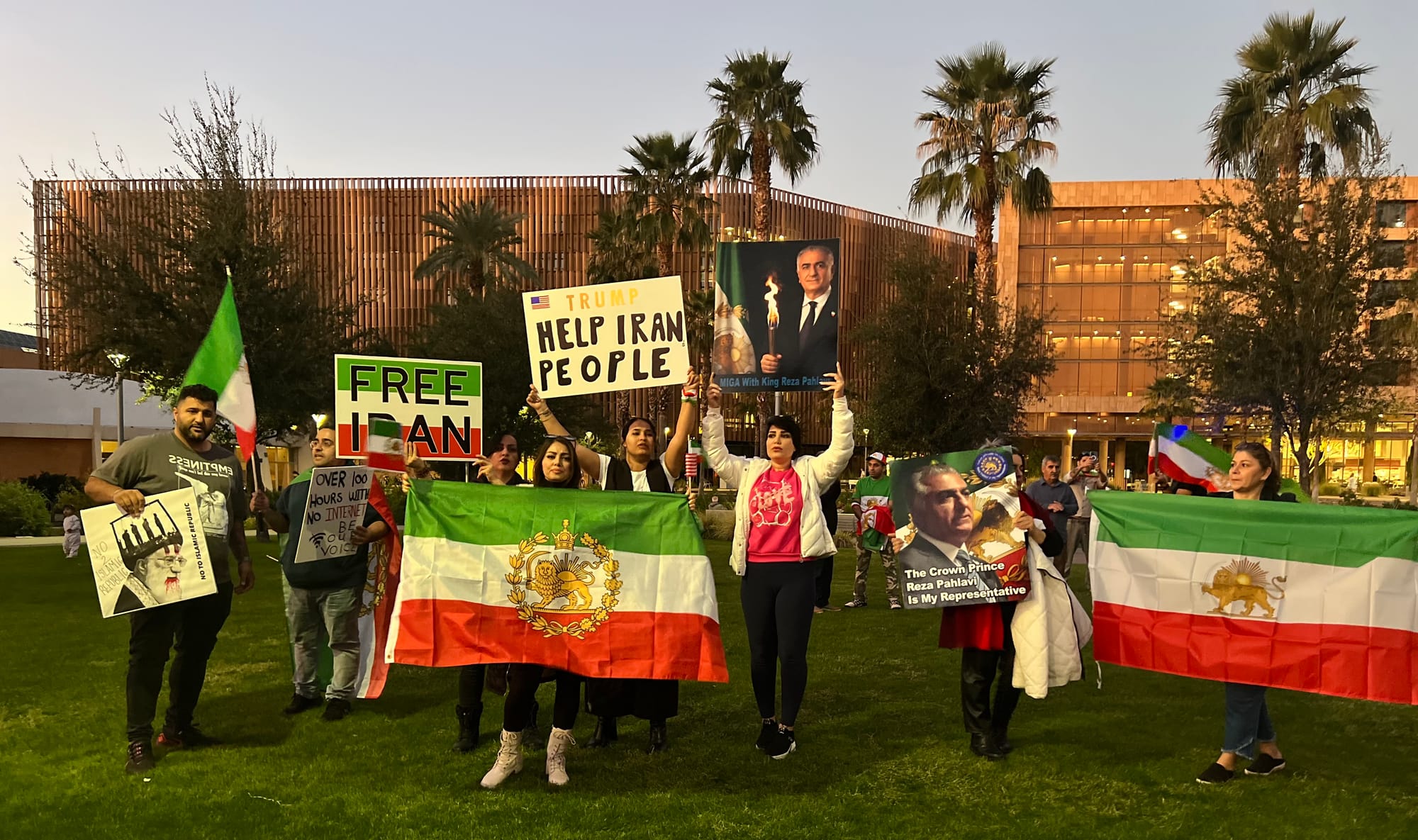 Real Iranian Protests in Arizona 2026 against the regime.