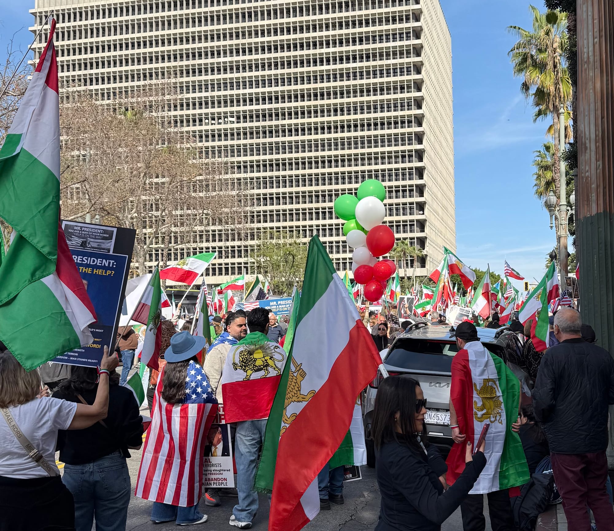 Real Iranian Protests in Los Angeles 2026 against the regime.