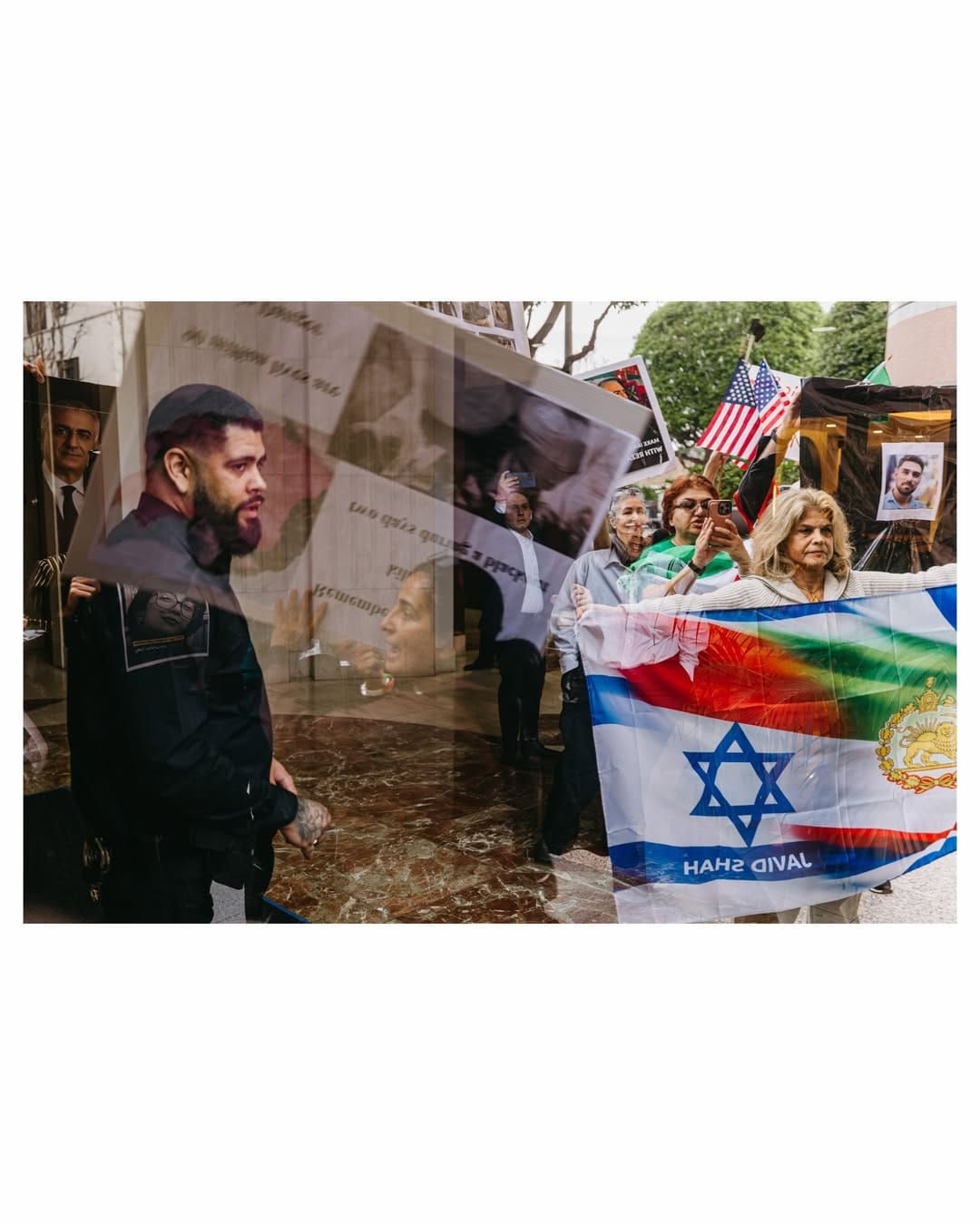 Real Iranian Protests in Los Angeles 2026 against the regime.
