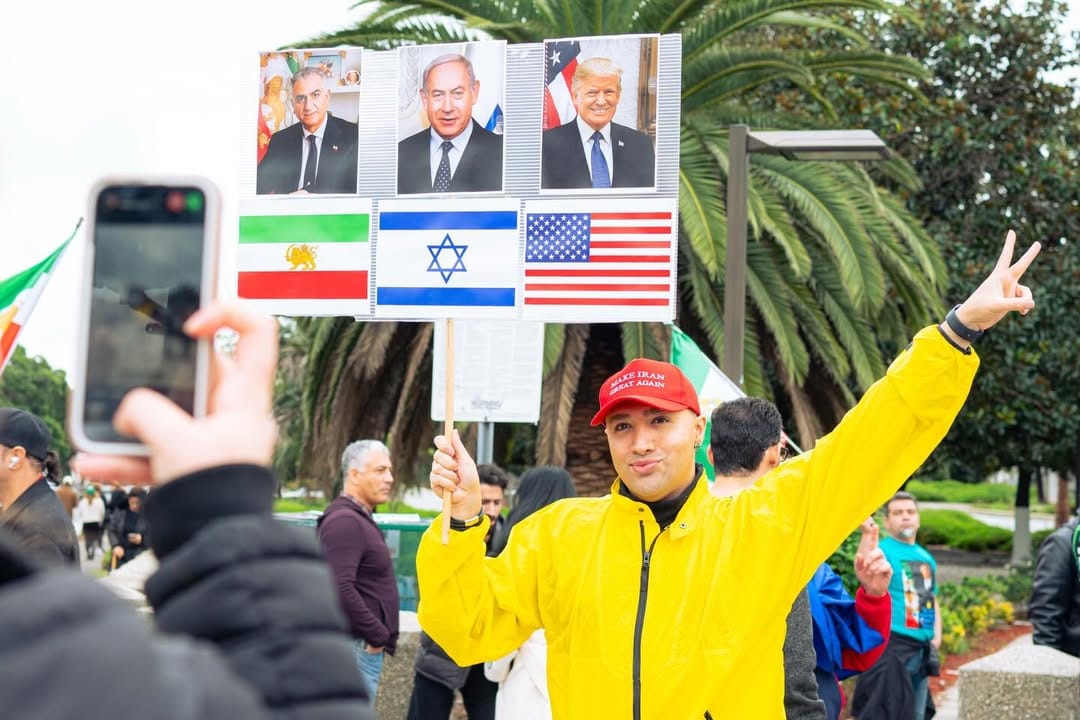 Real Iranian Protests in Los Angeles 2026 against the regime.