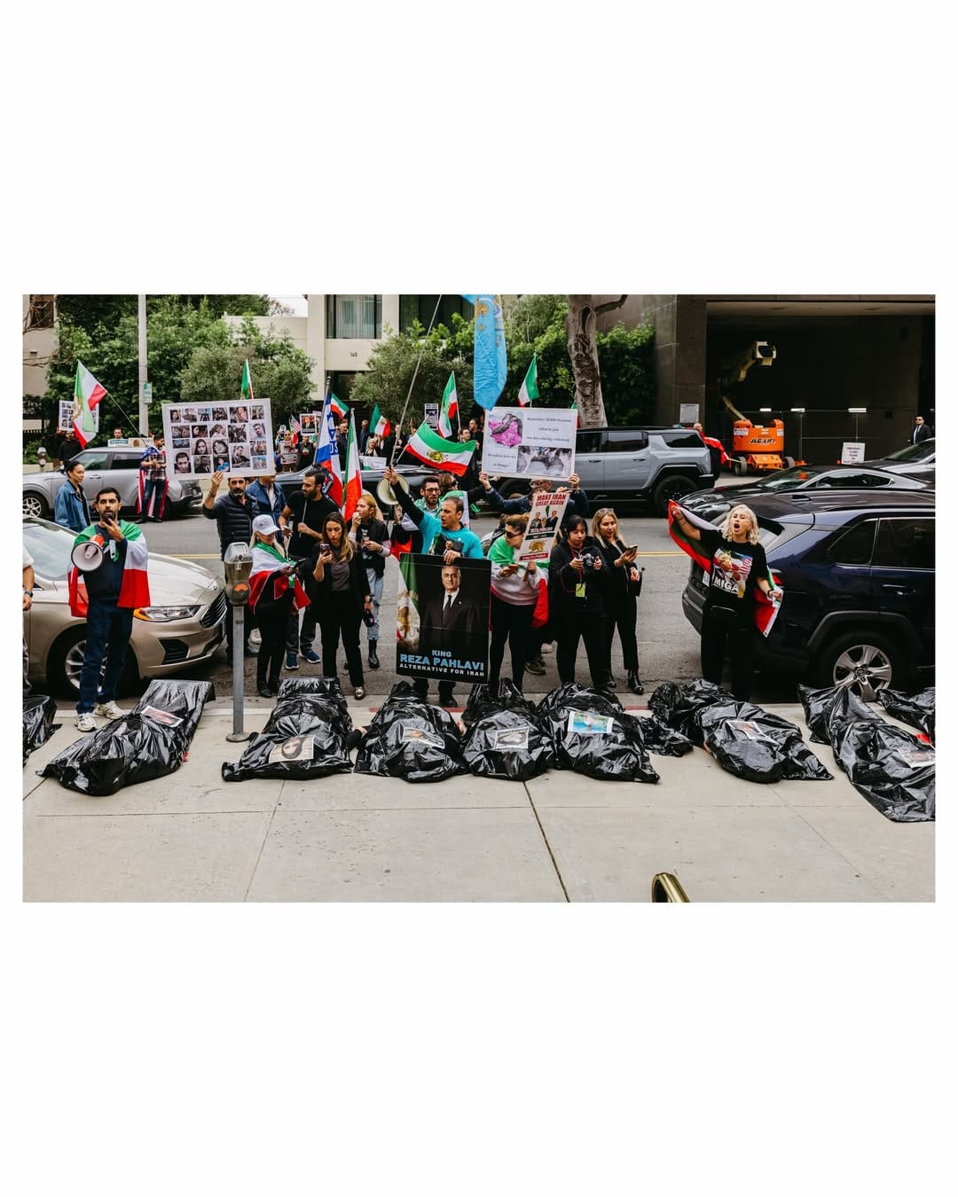 Real Iranian Protests in Los Angeles 2026 against the regime.