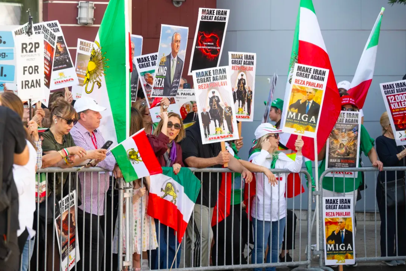 Real Iranian Protests in Los Angeles 2026 against the regime.