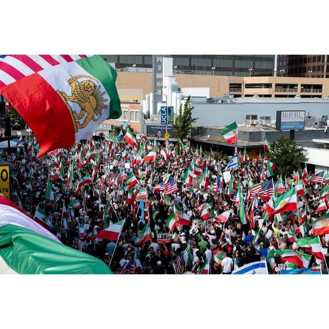 Real Iranian Protests in Los Angeles 2026 against the regime.