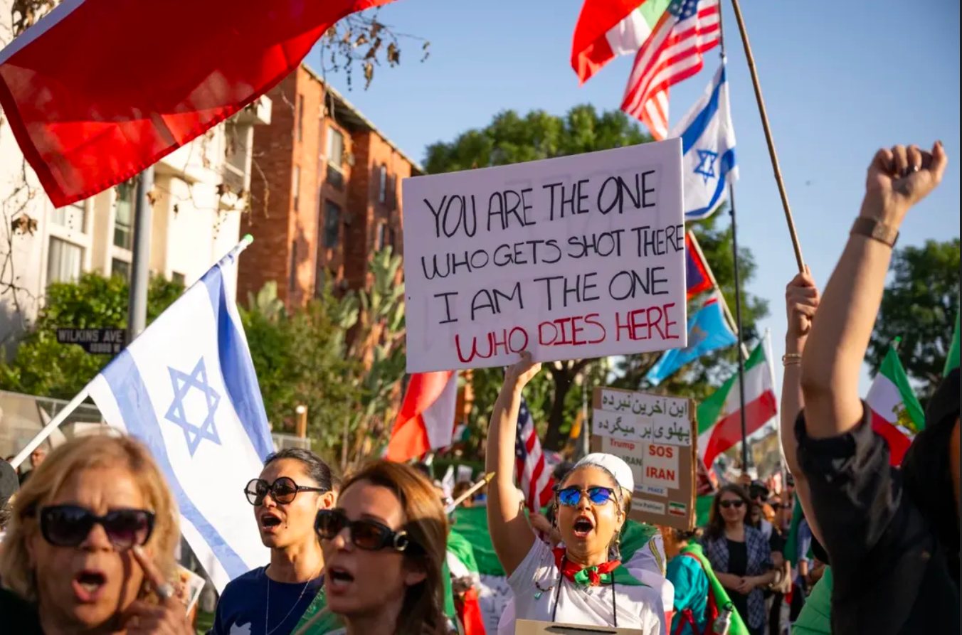 Real Iranian Protests in Los Angeles 2026 against the regime.