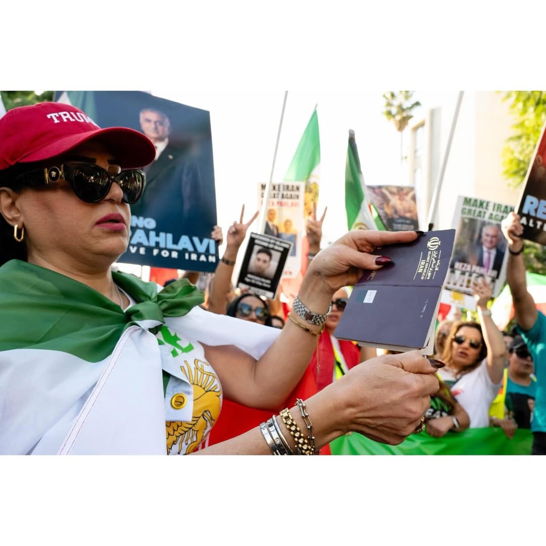 Real Iranian Protests in Los Angeles 2026 against the regime.