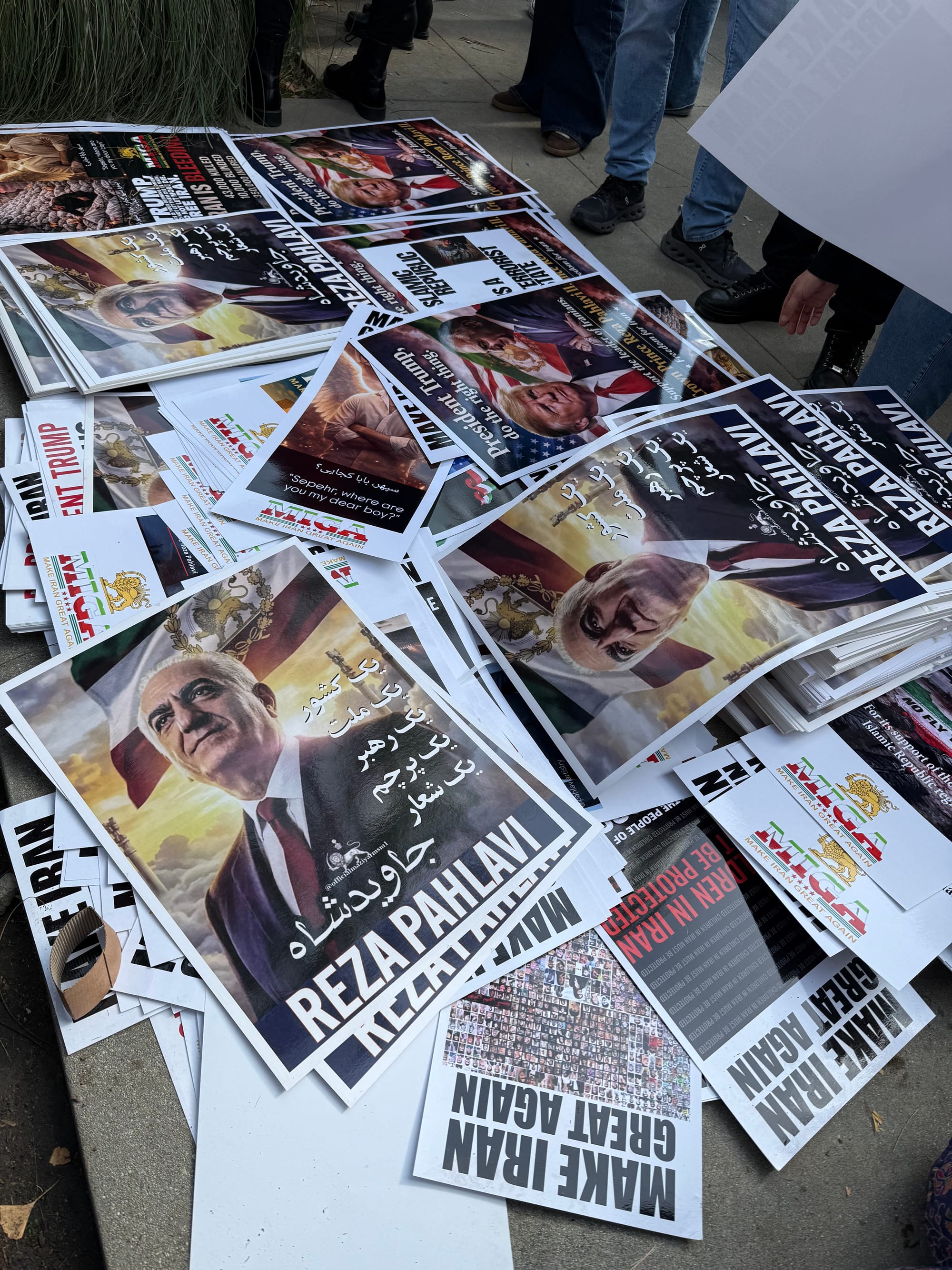 Real Iranian Protests in Los Angeles 2026 against the regime.