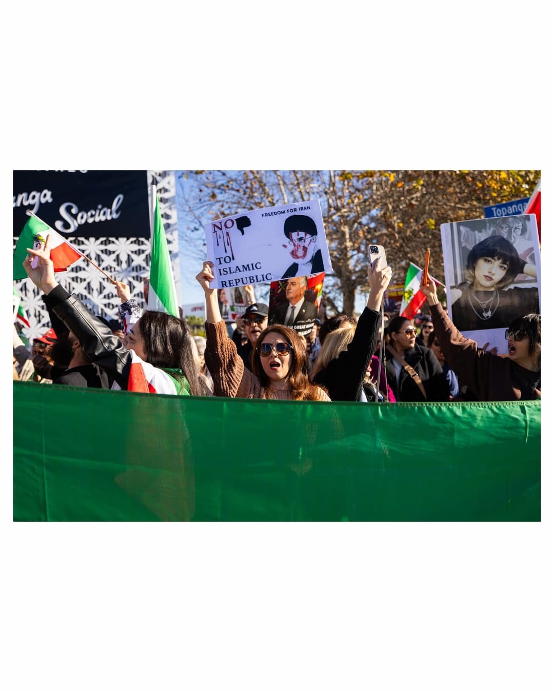 Real Iranian Protests in Los Angeles 2026 against the regime.