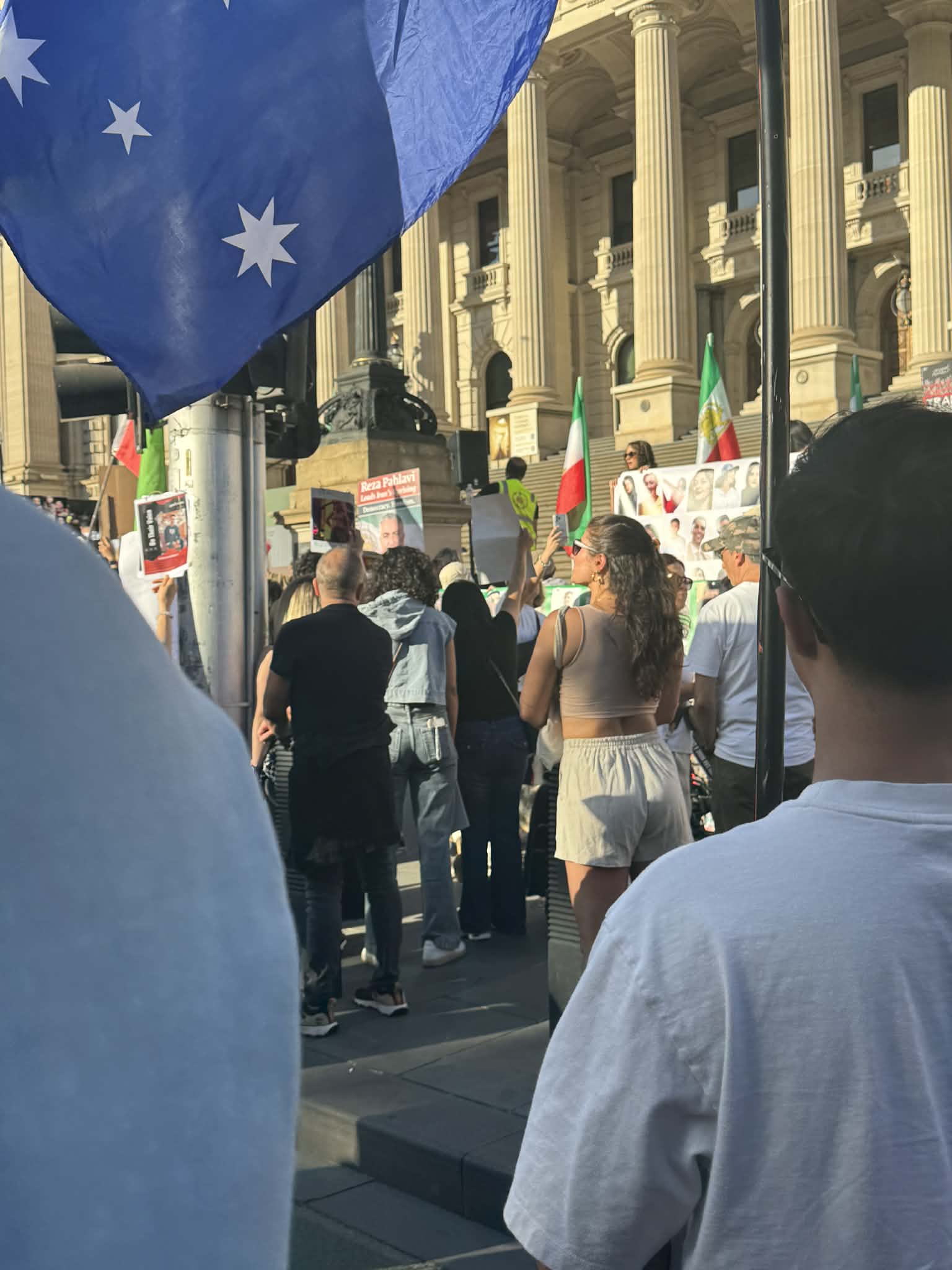 Real Iranian Protests in Melbourne 2026 against the regime.