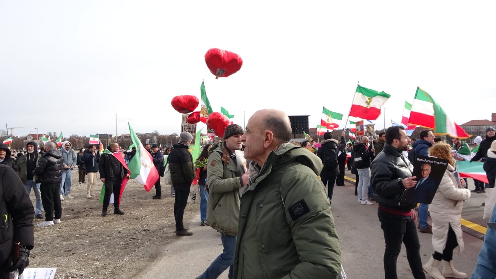 Real Iranian Protests in Munich 2026 against the regime.