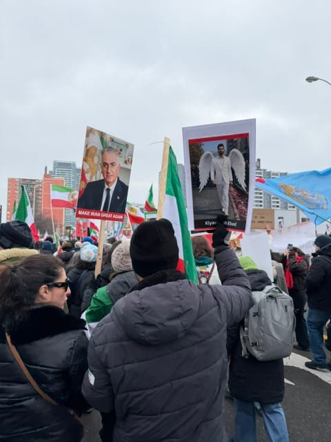 Real Iranian Protests in Toronto 2026 against the regime.